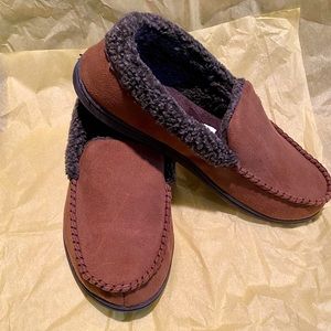 Men’s Memory Foam Slippers - SUPER COMFY